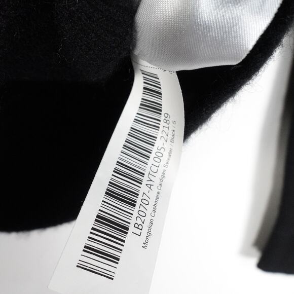 EUC Quince Mongolian Cashmere Button Up Cardigan Sweater Black Small 4637 - Picture 9 of 9